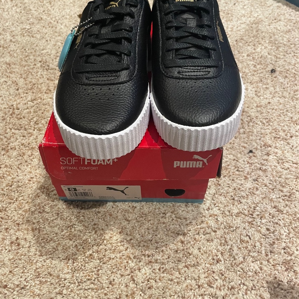 Women sneakers